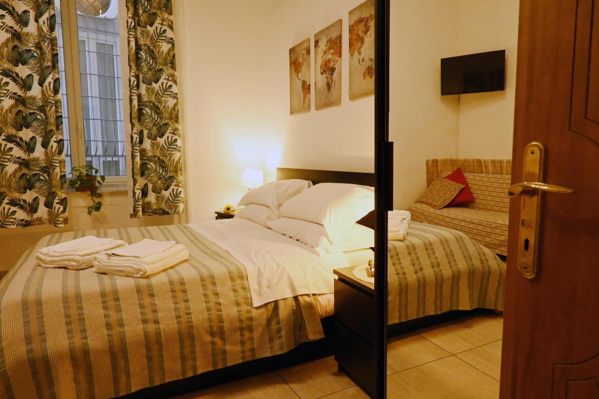 Sunrise B&B เนเปิลส์ ภายนอก รูปภาพ