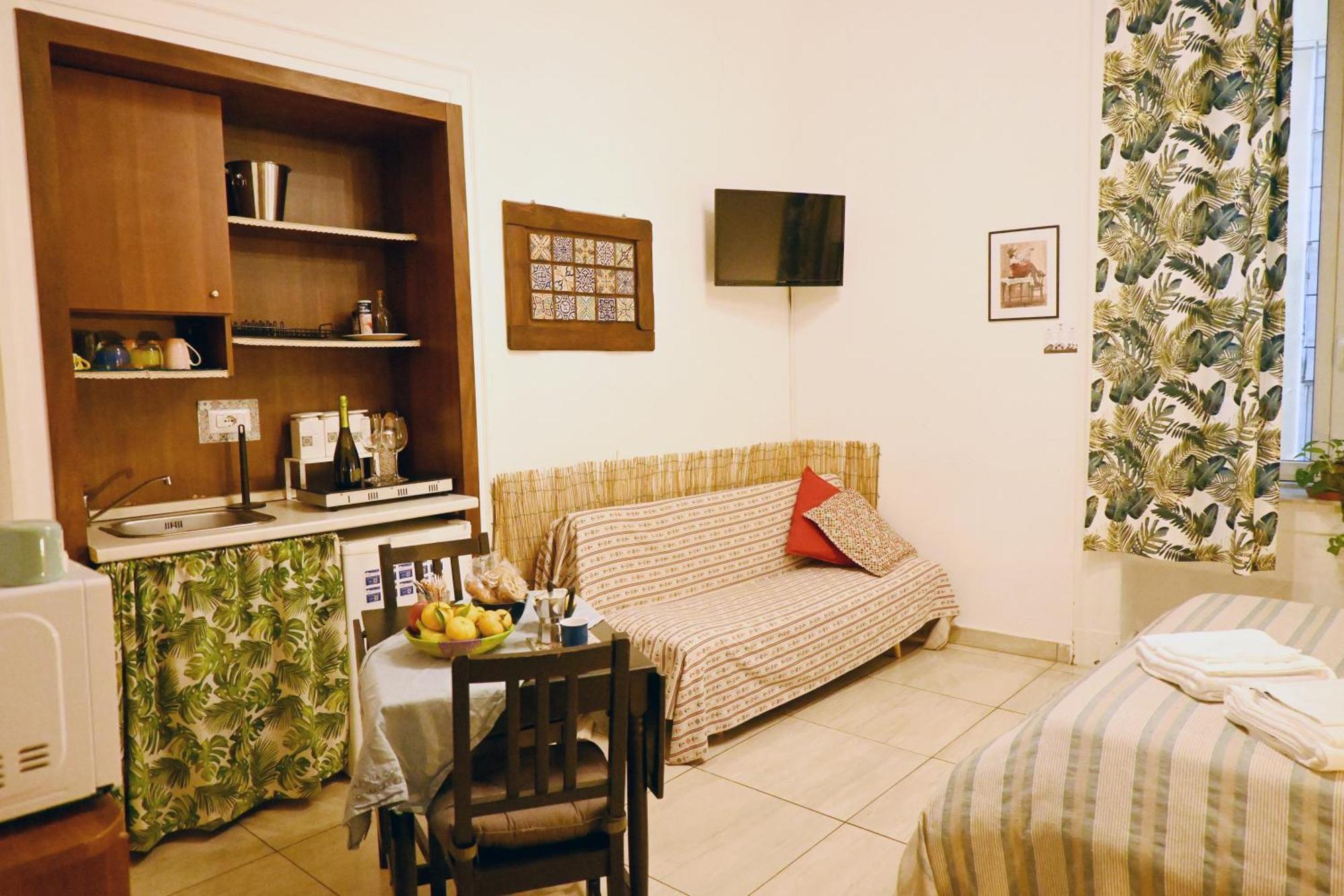 Sunrise B&B เนเปิลส์ ภายนอก รูปภาพ