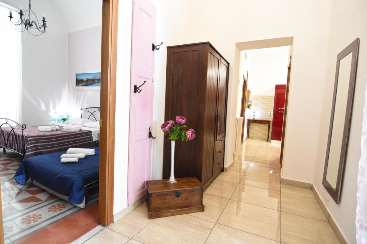 Sunrise B&B เนเปิลส์ ภายนอก รูปภาพ