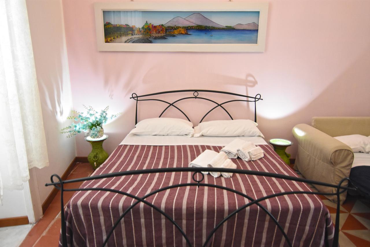 Sunrise B&B เนเปิลส์ ภายนอก รูปภาพ