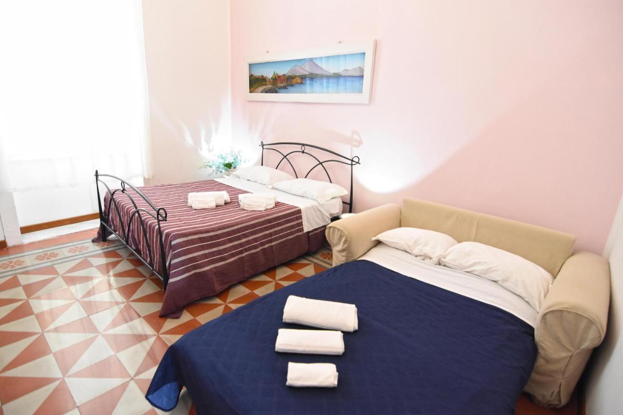Sunrise B&B เนเปิลส์ ภายนอก รูปภาพ